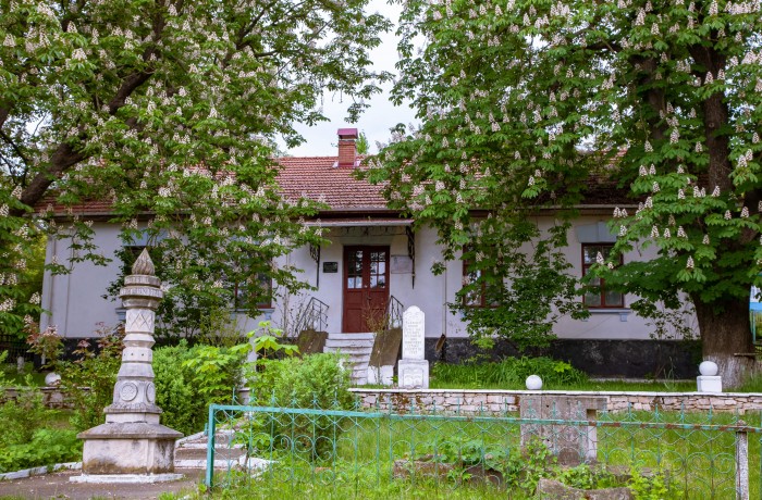 From Soroca to Cosauti, on the road of the stonemasons - photo 15