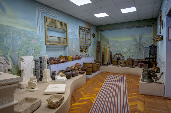 Edinet County Museum, Edinet city - photo 1